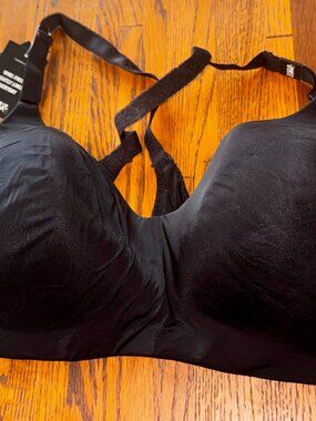 Torrid - Dream Wire-Free Crisscross Racerback Lightly Lined Black Lace Bra